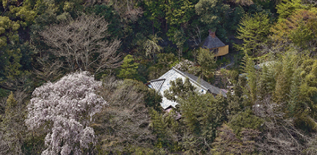 自邸「不東庵」